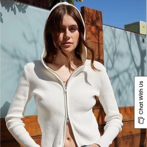 Cute lightweight sweater full zip from Brandy Melville!